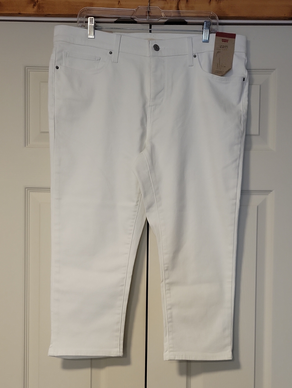 Levi's 311 Shaping Skinny Capri Jeans, White